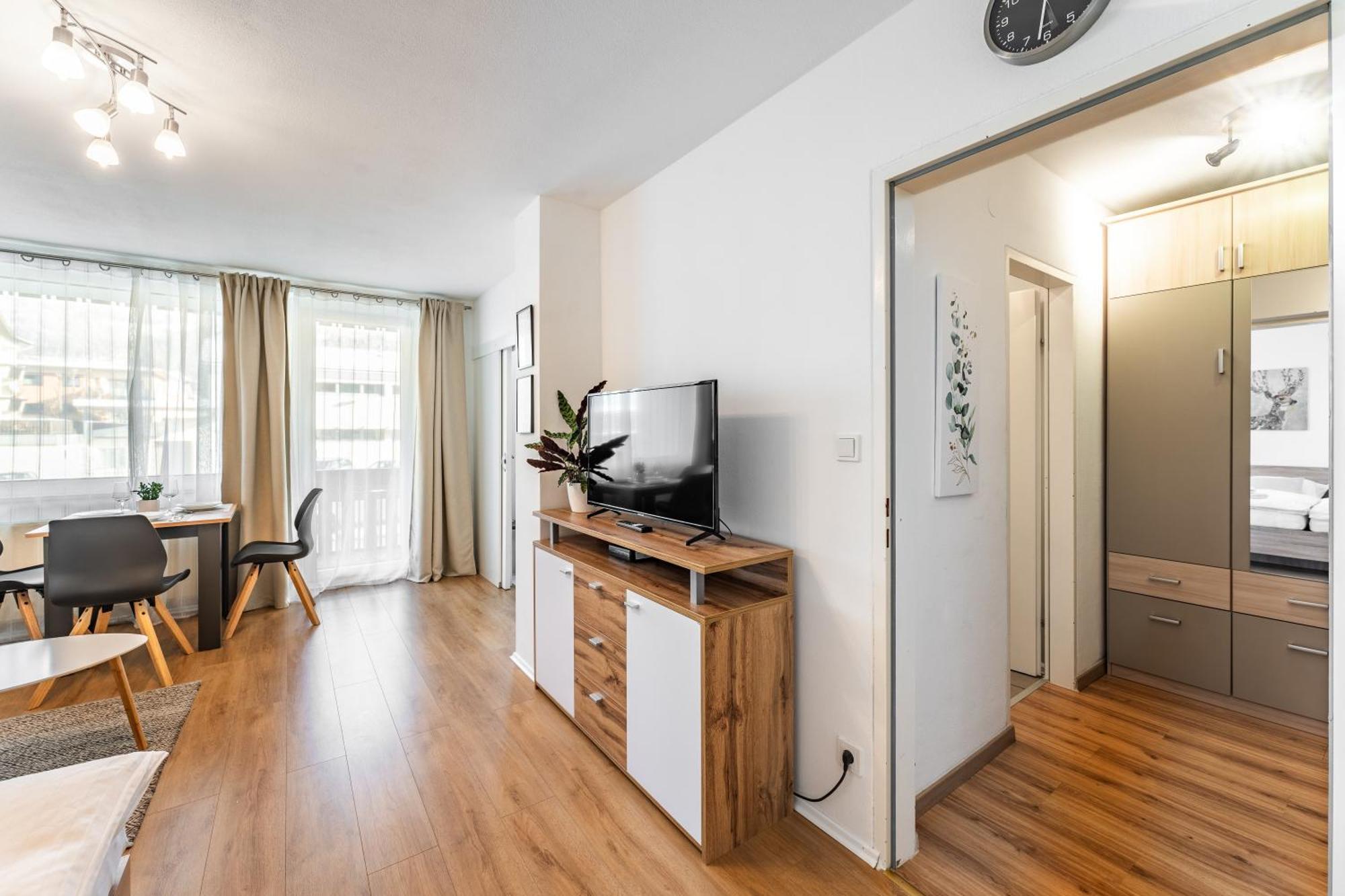 Apartamento Billys Zentrum, Renoviert, Garage, Netflix *