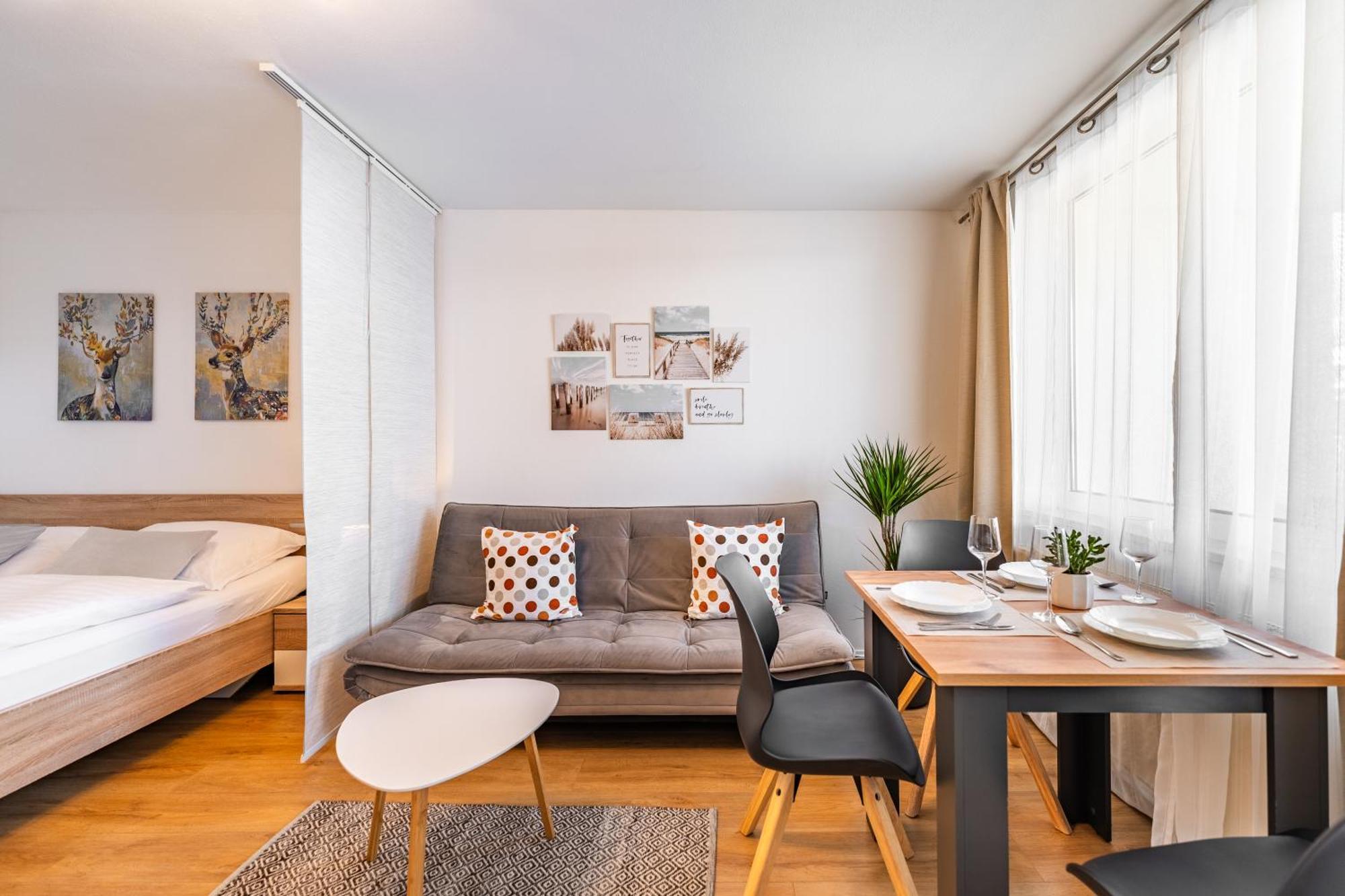Apartment Billys Zentrum, Renoviert, Garage, Netflix *